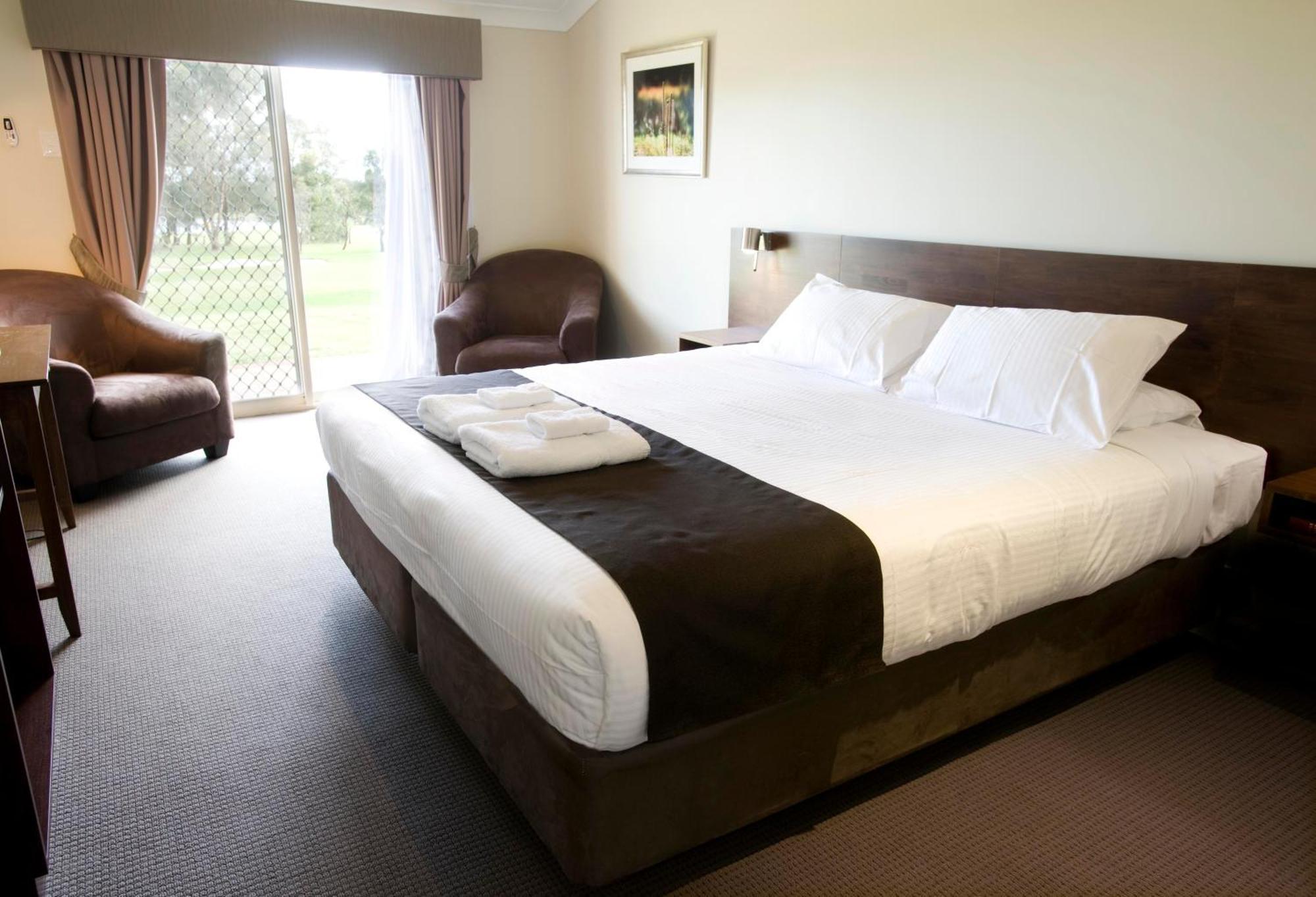 Mercure Bunbury Sanctuary Golf Resort Exterior foto