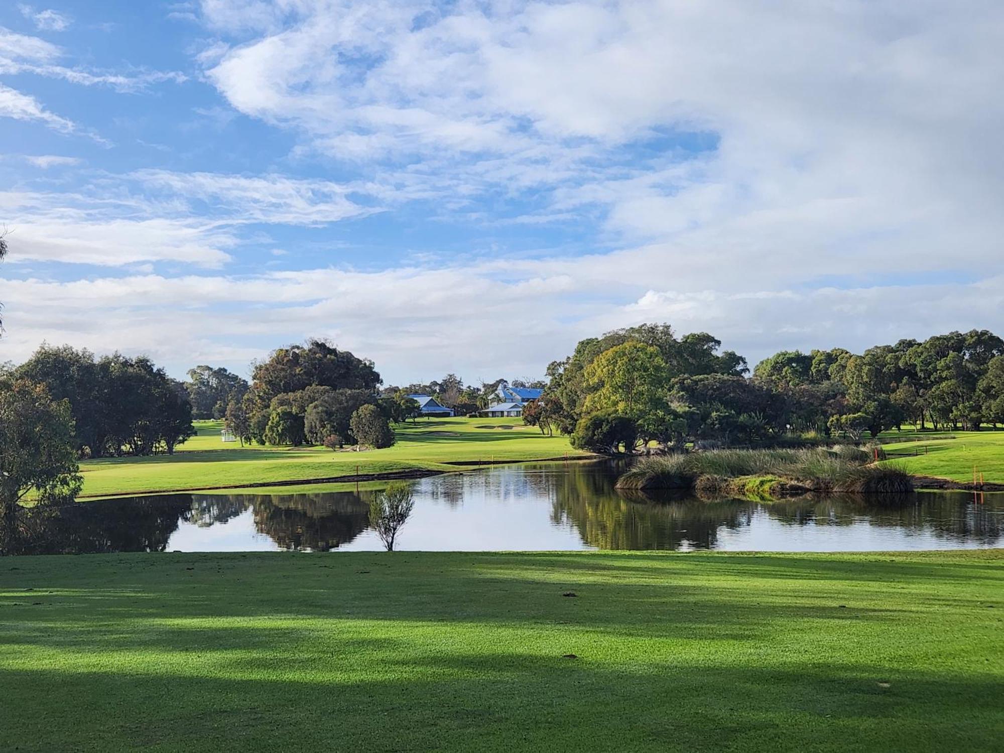Mercure Bunbury Sanctuary Golf Resort Exterior foto