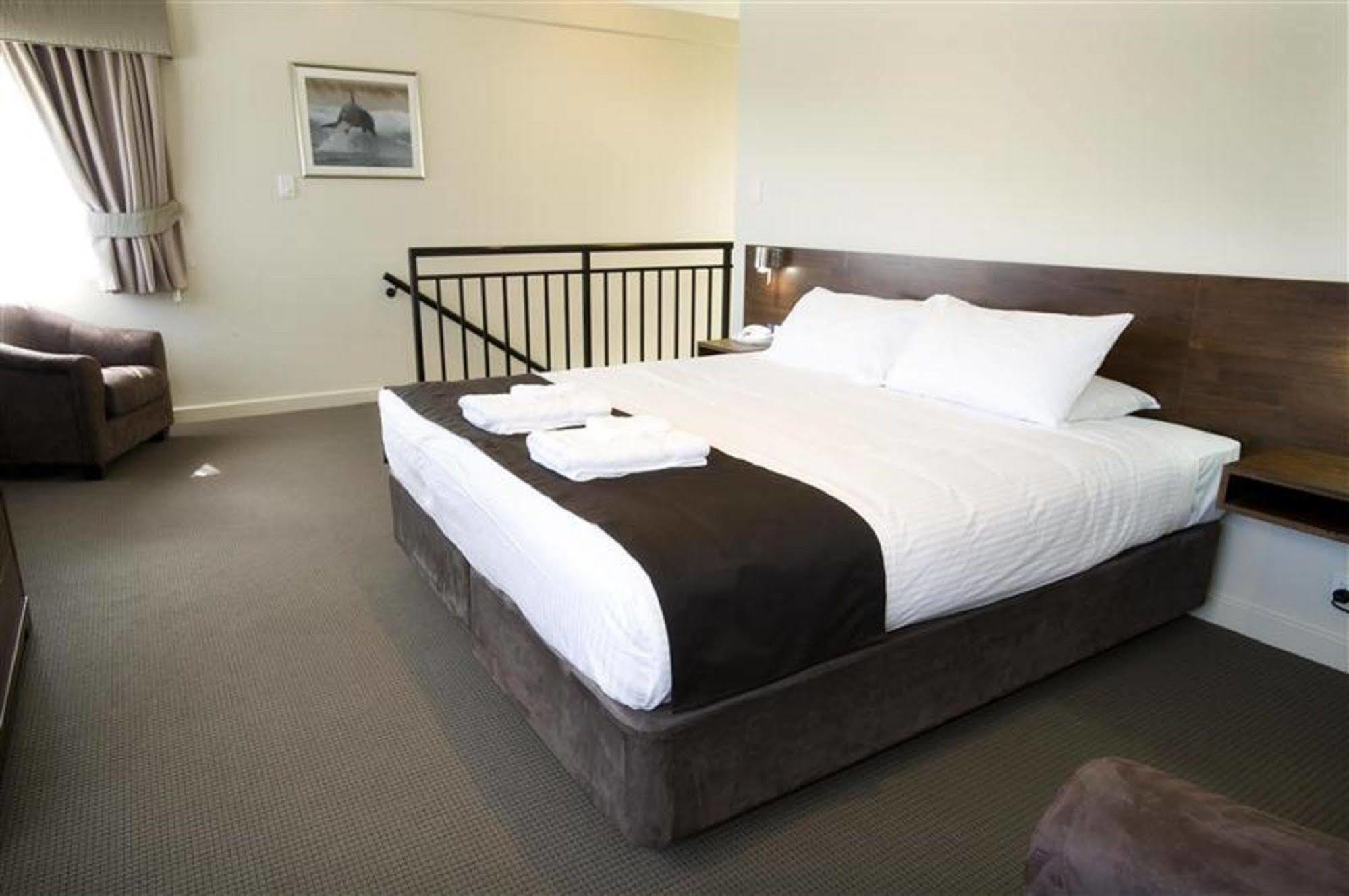 Mercure Bunbury Sanctuary Golf Resort Exterior foto
